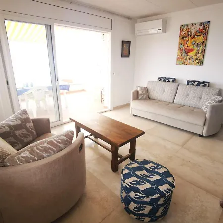 Apartment Joan Margarit 2-b -vista Excepcional Del Mediterraneo Con Piscina Comunitaria. - Es-228-159 *