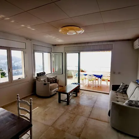 Apartment Joan Margarit 2-b -vista Excepcional Del Mediterraneo Con Piscina Comunitaria. - Es-228-159 Roses